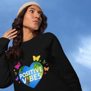 Unisex organic raglan sweatshirt